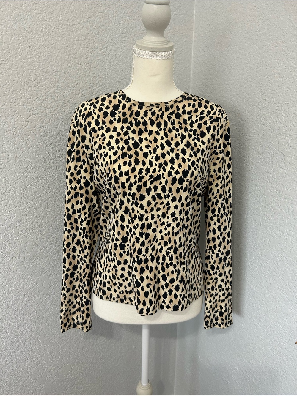 Dana Buchman Petites Silk Leopard Print Long Sleeve Blouse